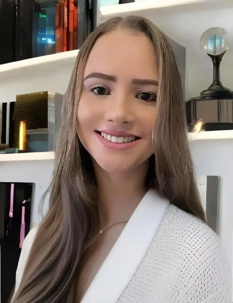 Laylla Carolina